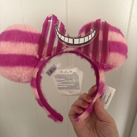 Cheshire Cat Plus Ears - Picture 1 of 2